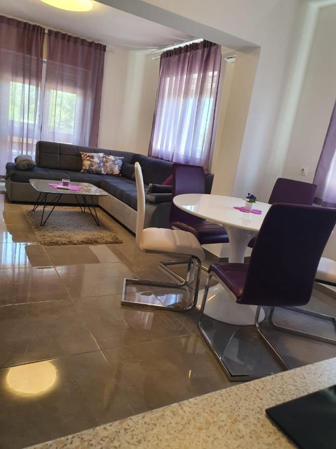 Creo Loborika Apartamento